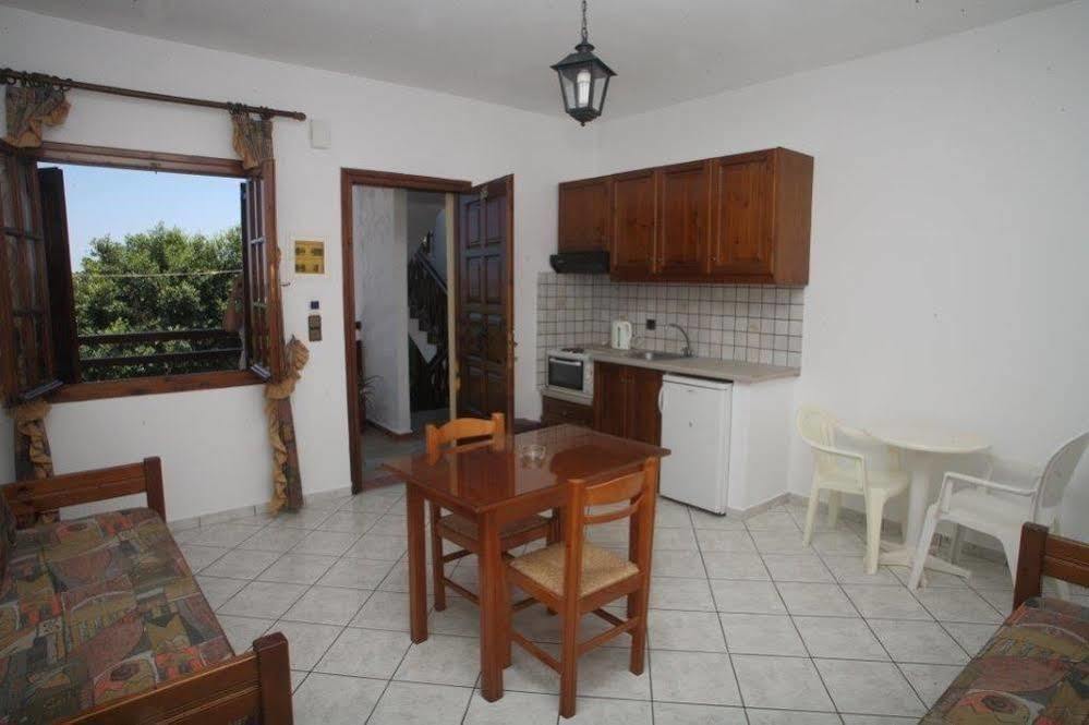 Rena Apartments Gúvesz Kültér fotó