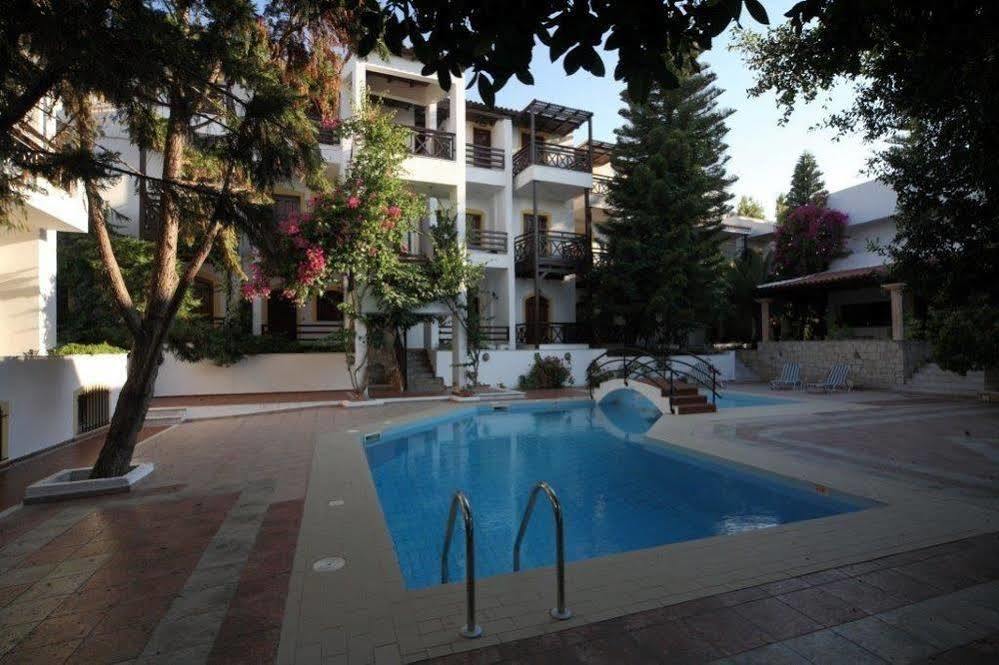 Rena Apartments Gúvesz Kültér fotó