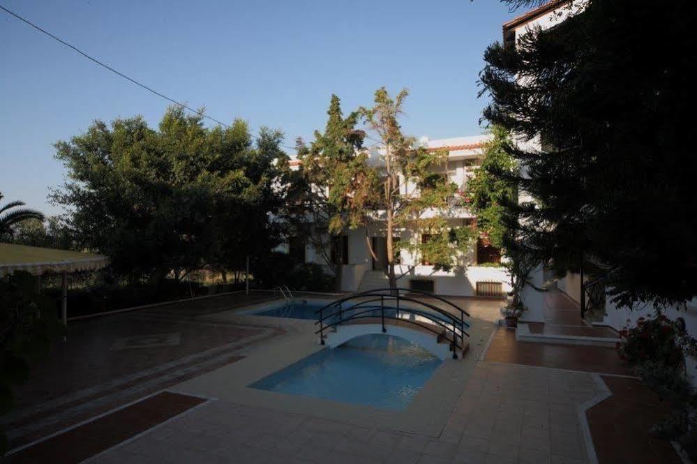 Rena Apartments Gúvesz Kültér fotó