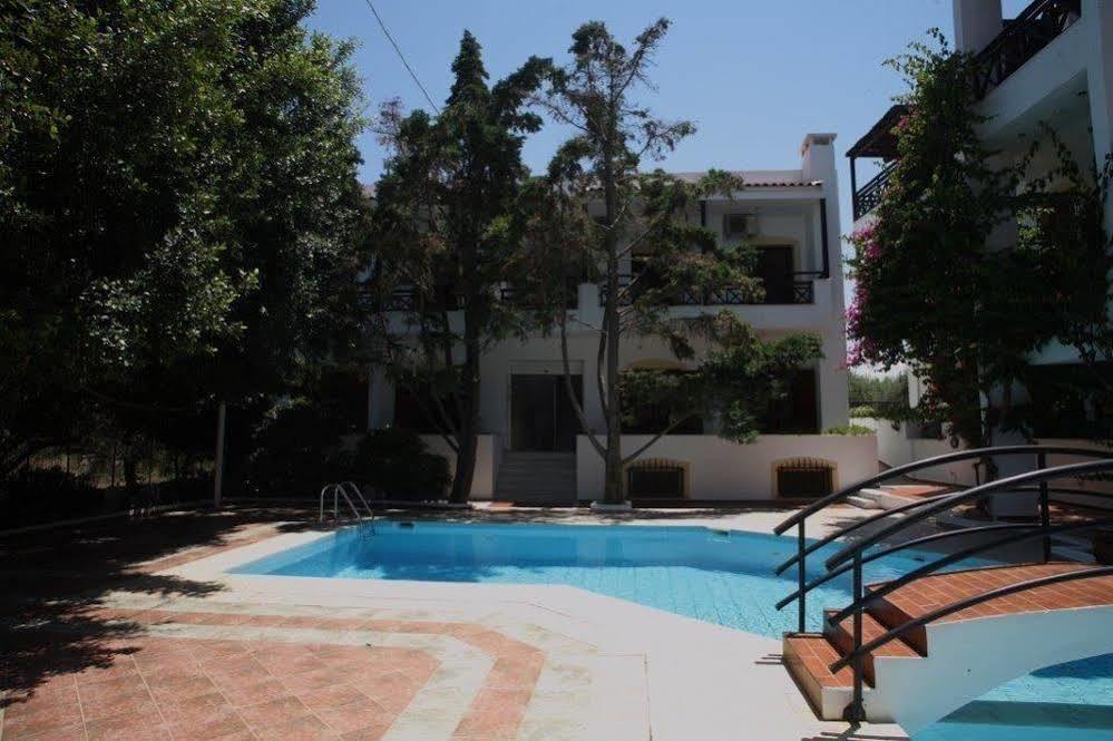 Rena Apartments Gúvesz Kültér fotó